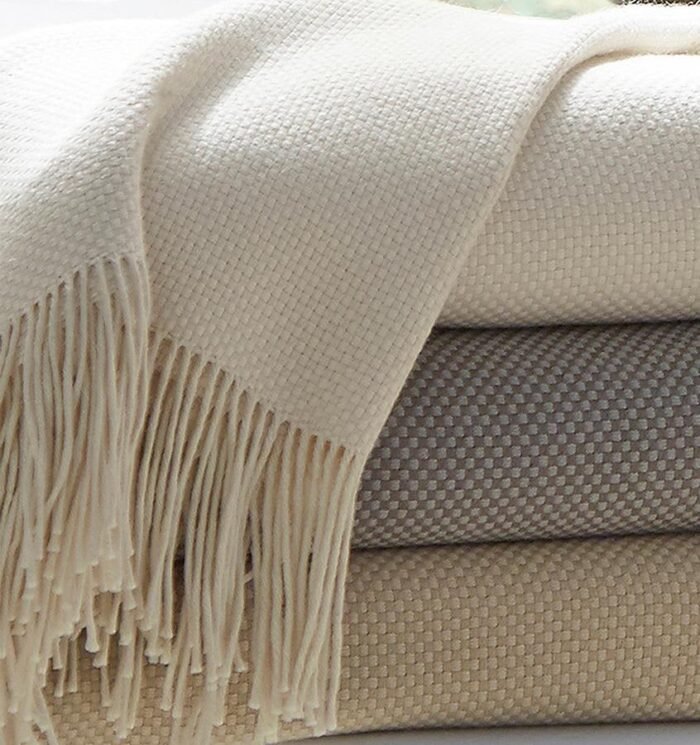 SFERRA Bristol Fringed Throws